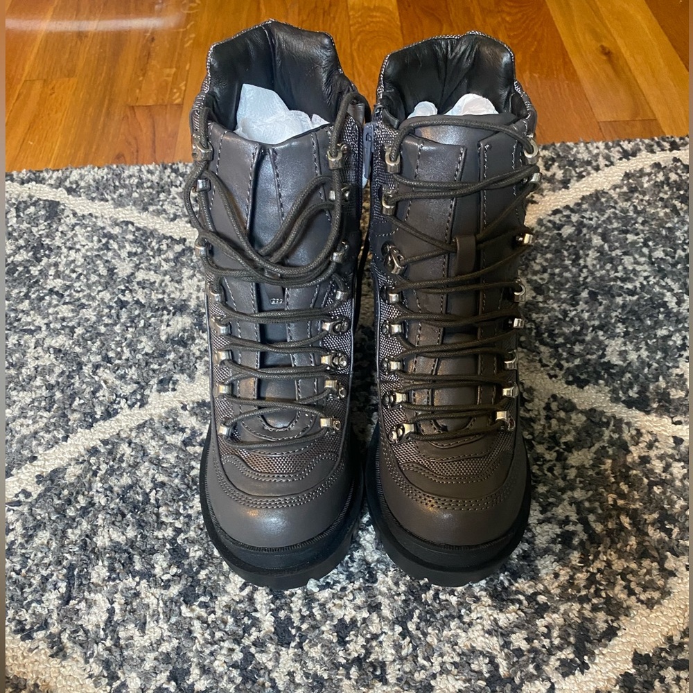 NEW Jeffrey Campbell Road Rage Dark Grey Combat Platform Boots sz.7